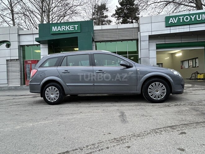 Opel Astra 2005, 214,000 km - 1.4 l - İsmayıllı