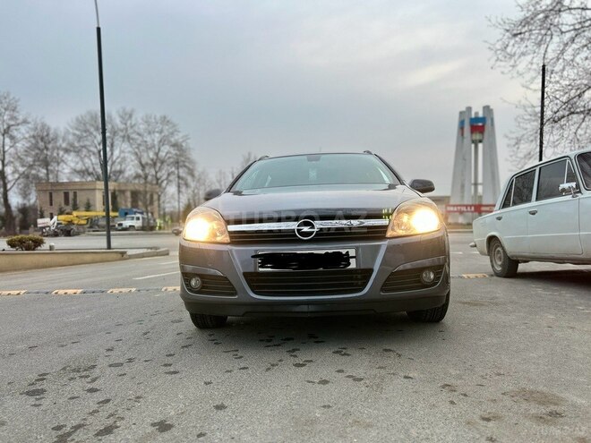 Opel Astra 2005, 214,000 km - 1.4 l - İsmayıllı