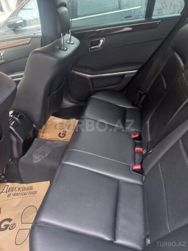 Mercedes E 220 2010, 225,005 km - 2.2 l - Bakı