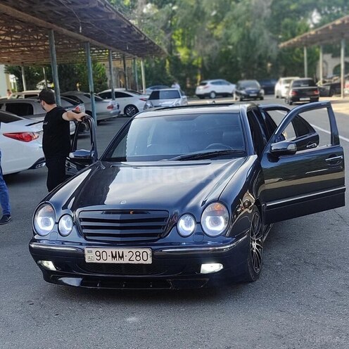 Mercedes E 320 2000, 386,000 km - 3.2 l - Bakı