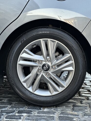Hyundai Elantra 2019, 16,000 km - 2.0 l - Bakı