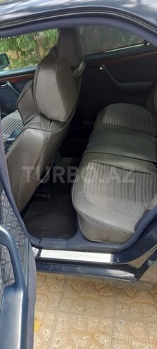 Mercedes E 250 1992, 352,000 km - 2.5 l - Bakı