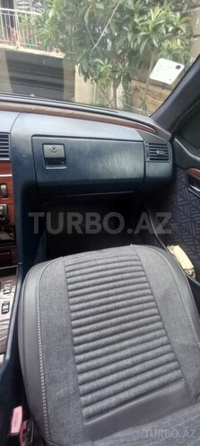 Mercedes E 250 1992, 352,000 km - 2.5 l - Bakı