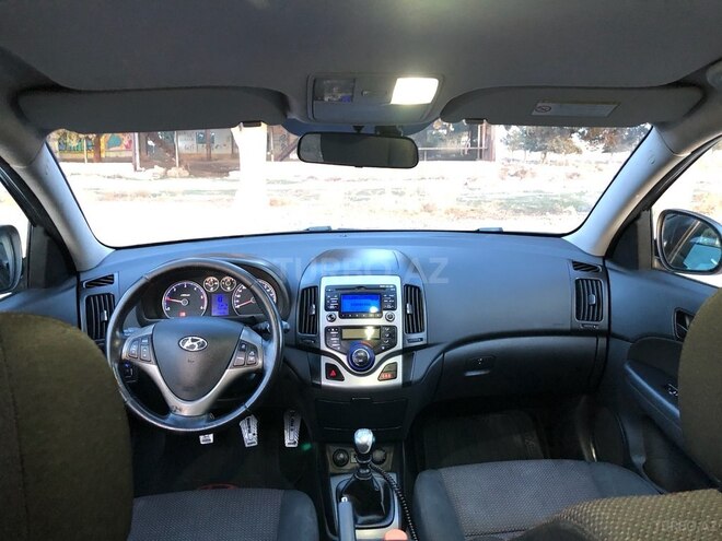 Hyundai i30 2009, 216,000 km - 1.6 л - Bakı