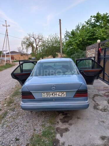 Mercedes E 200 1990, 450,200 km - 2.0 l - Xaçmaz