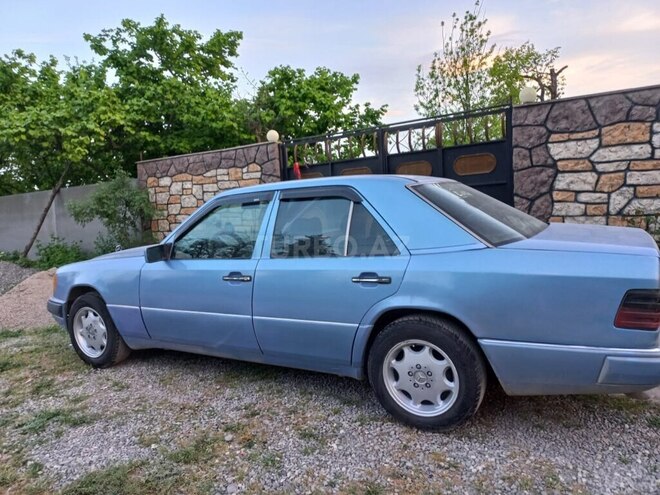 Mercedes E 200 1990, 450,200 km - 2.0 l - Xaçmaz
