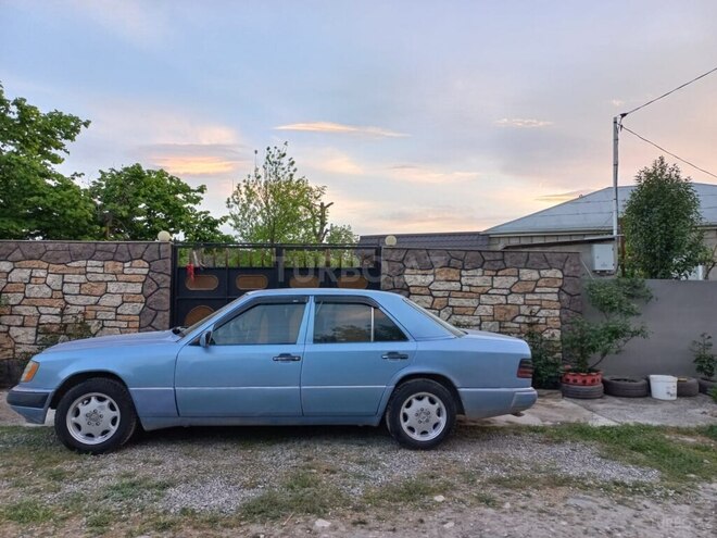 Mercedes E 200 1990, 450,200 km - 2.0 l - Xaçmaz