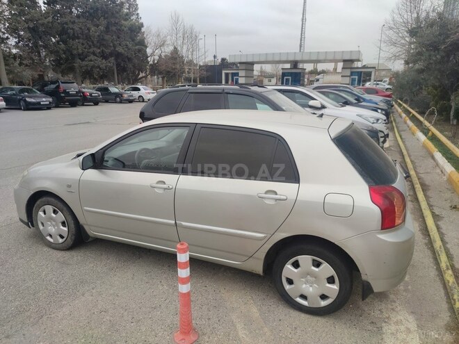 Toyota Corolla 2005, 236,000 km - 1.4 l - Bakı
