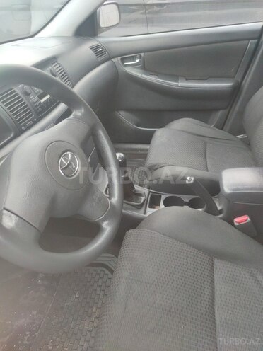 Toyota Corolla 2005, 236,000 km - 1.4 l - Bakı