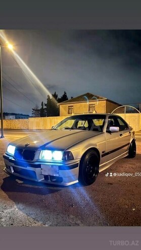 BMW 318 1996, 302,678 km - 1.8 l - Sumqayıt