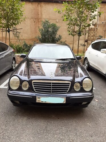 Mercedes E 240 2001, 269,268 km - 2.6 l - Bakı