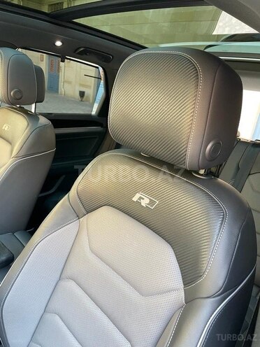 Volkswagen Touareg 2020, 28,000 km - 3.0 l - Bakı