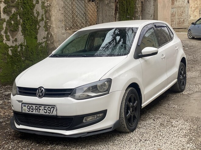 Volkswagen Polo 2010, 156,000 km - 1.4 л - Bakı