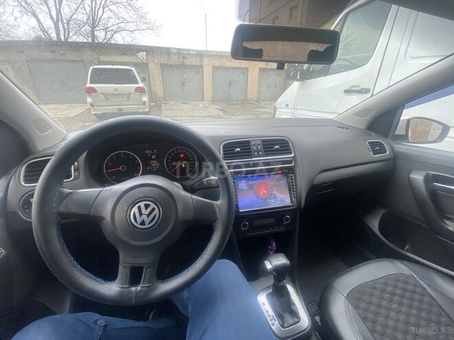 Volkswagen Polo 2010, 156,000 km - 1.4 л - Bakı