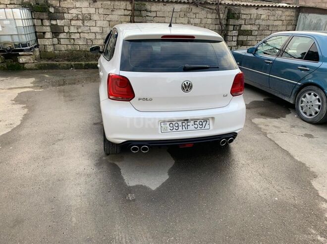 Volkswagen Polo 2010, 156,000 km - 1.4 л - Bakı