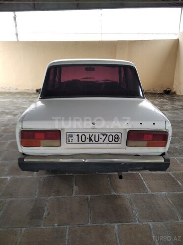 LADA (VAZ) 2107 2001, 85,000 km - 1.5 л - Salyan