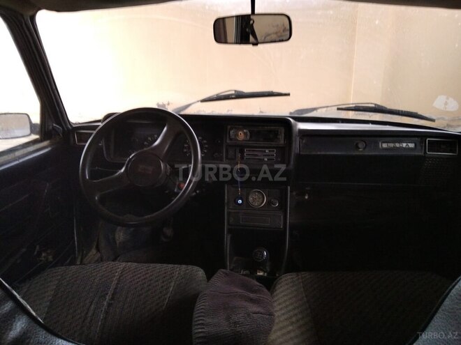 LADA (VAZ) 2107 2001, 85,000 km - 1.5 л - Salyan