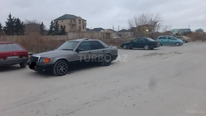 Mercedes E 300 1990, 255,000 km - 3.0 л - Bakı
