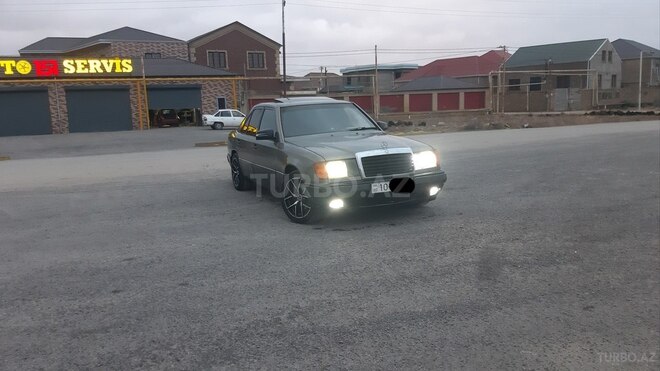 Mercedes E 300 1990, 255,000 km - 3.0 л - Bakı