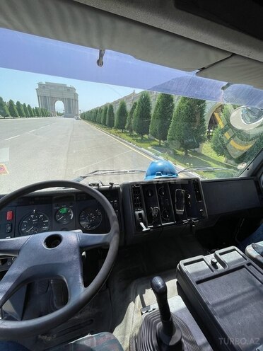 Mercedes Atego 1824 1999, 350,000 km - 6.8 л - Gəncə