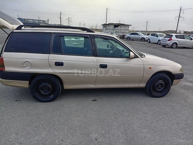Opel Astra 1997, 975,000 km - 1.6 л - Bakı