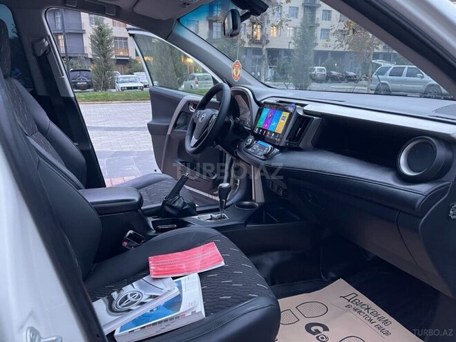 Toyota RAV4 2015, 176,000 km - 2.0 l - Bərdə