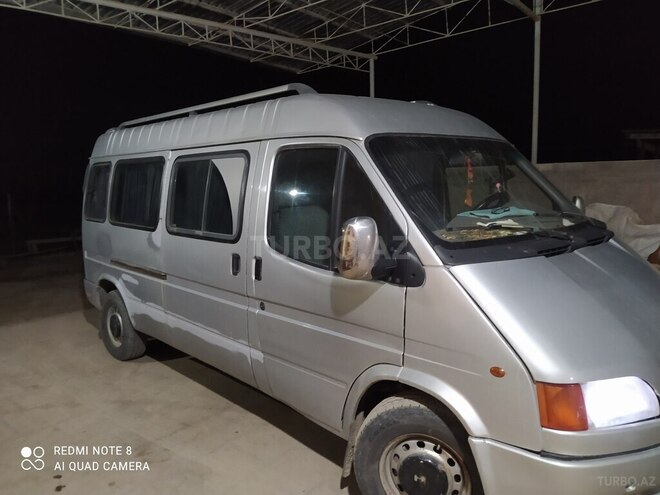 Ford Transit 1999, 425,000 km - 2.5 l - Neftçala