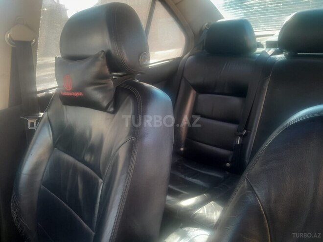 Volkswagen Jetta 2001, 528,000 km - 2.0 l - Bakı
