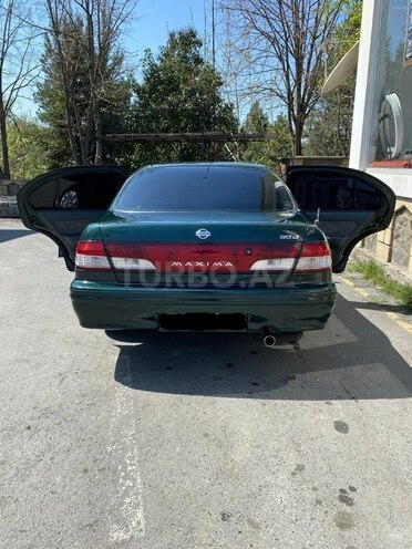 Nissan Maxima 1999, 292,580 km - 3.0 l - Qax