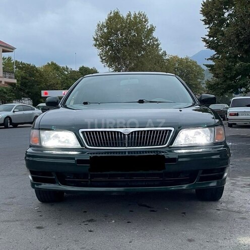 Nissan Maxima 1999, 292,580 km - 3.0 l - Qax