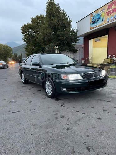 Nissan Maxima 1999, 292,580 km - 3.0 l - Qax