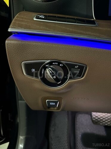 Mercedes E 220 2017, 130,000 km - 2.0 l - Gəncə