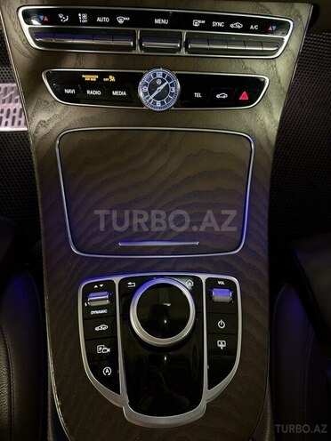 Mercedes E 220 2017, 130,000 km - 2.0 l - Gəncə