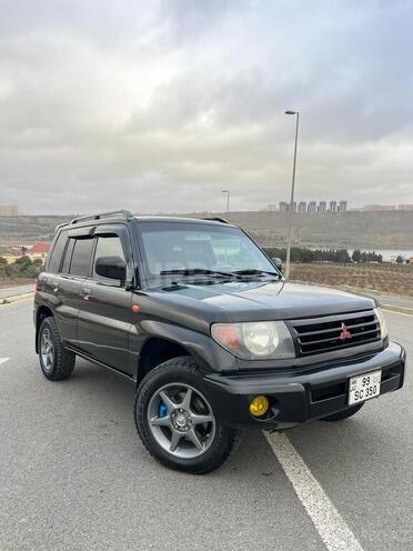 Mitsubishi Pajero io 1999, 436,000 km - 1.8 л - Bakı