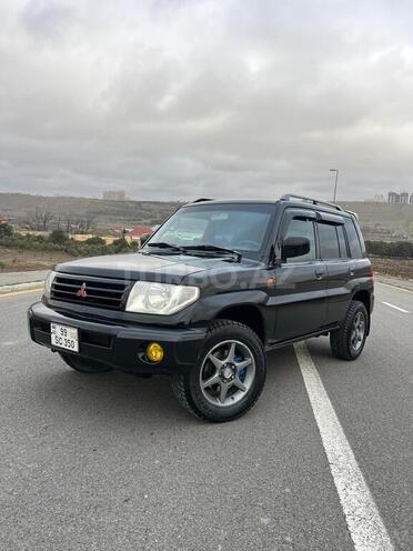 Mitsubishi Pajero io 1999, 436,000 km - 1.8 л - Bakı