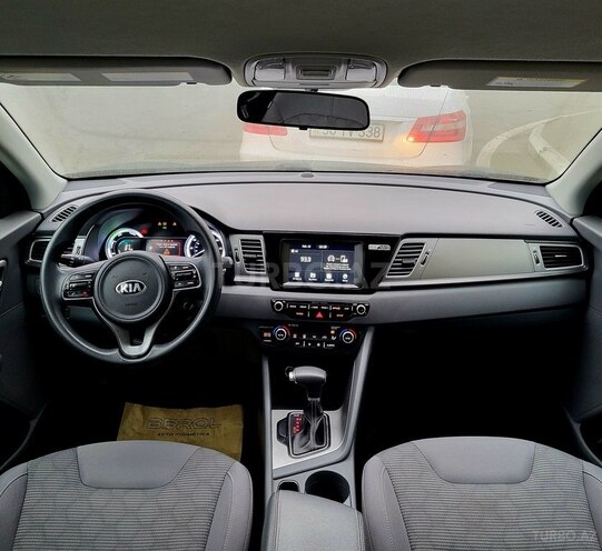 Kia Niro 2017, 170,000 km - 1.6 л - Bakı