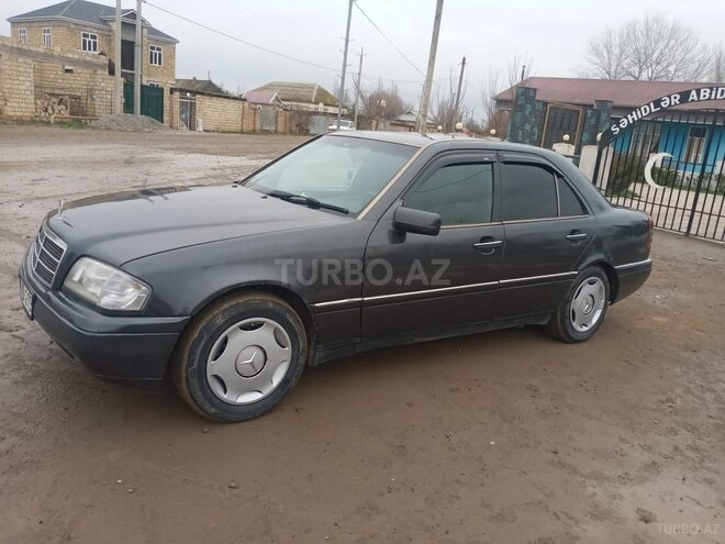 Mercedes C 180 1995, 403,829 km - 1.8 l - Sabirabad