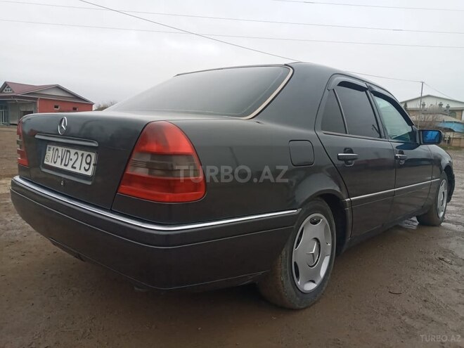 Mercedes C 180 1995, 403,829 km - 1.8 l - Sabirabad