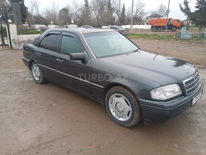 Mercedes C 180 1995, 403,829 km - 1.8 l - Sabirabad