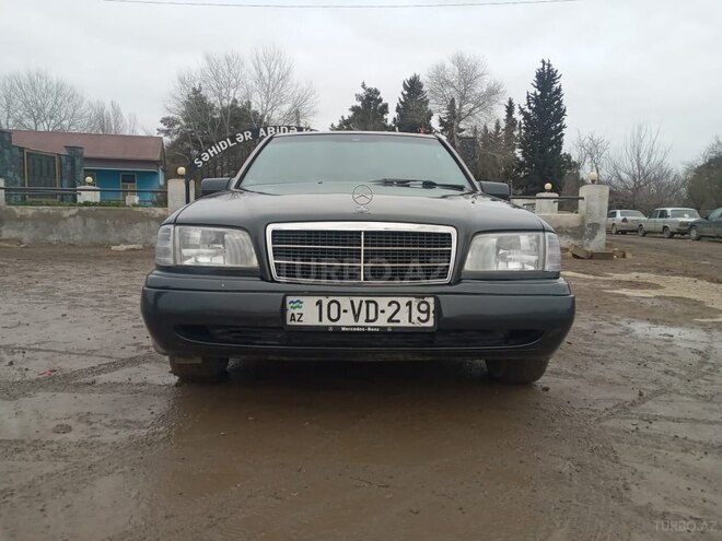 Mercedes C 180 1995, 403,829 km - 1.8 l - Sabirabad