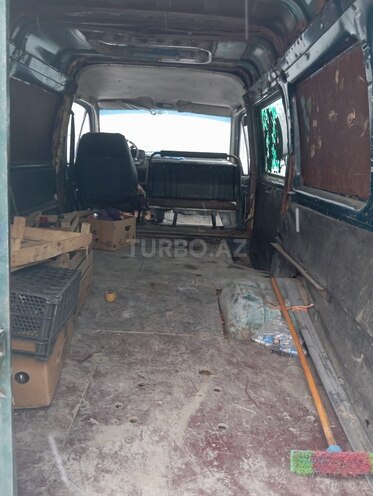 GAZ 2705 1998, 300,000 km - 2.4 l - Quba