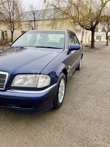 Mercedes C 240 1997, 276,000 km - 2.4 l - Tovuz
