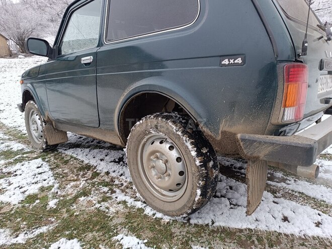 LADA (VAZ) Niva 1999, 320,000 km - 1.7 л - Lerik