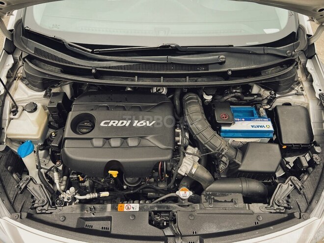 Hyundai i30 2013, 217,600 km - 1.6 л - Bakı