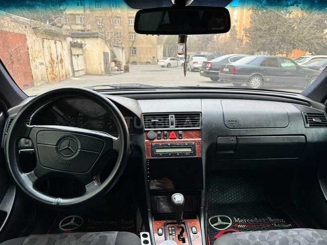Mercedes C 220 1998, 225,000 km - 2.2 l - Bakı