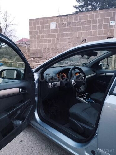Opel Astra 2007, 300,000 km - 1.7 l - Bakı