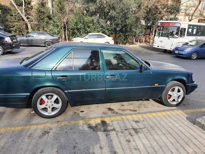 Mercedes E 300 1994, 620,000 km - 3.0 l - Bakı