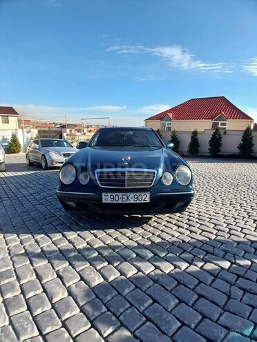 Mercedes E 220 1999, 341,000 km - 2.2 л - Bakı