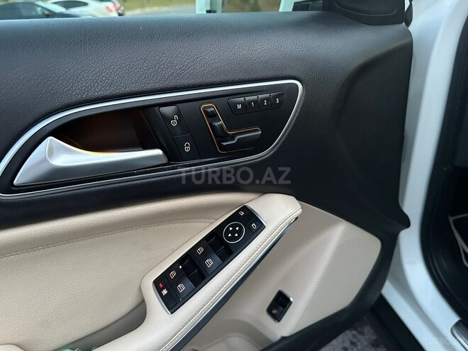 Mercedes GLA 200 2014, 302,557 km - 2.0 l - Bakı