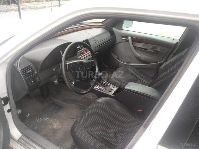 Mercedes C 220 1999, 250,000 km - 2.2 l - Bakı